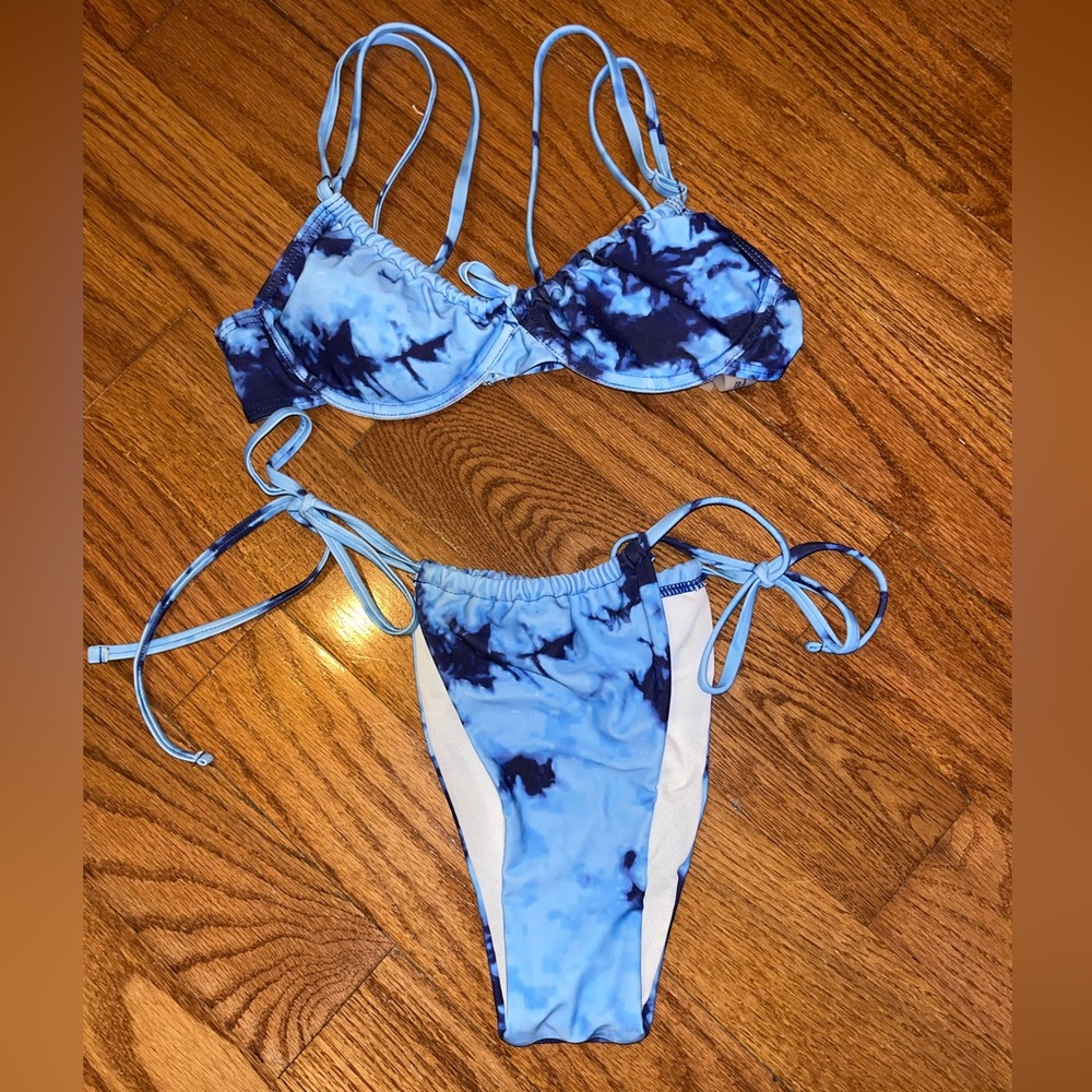 Tie dye push up ribbon bikini